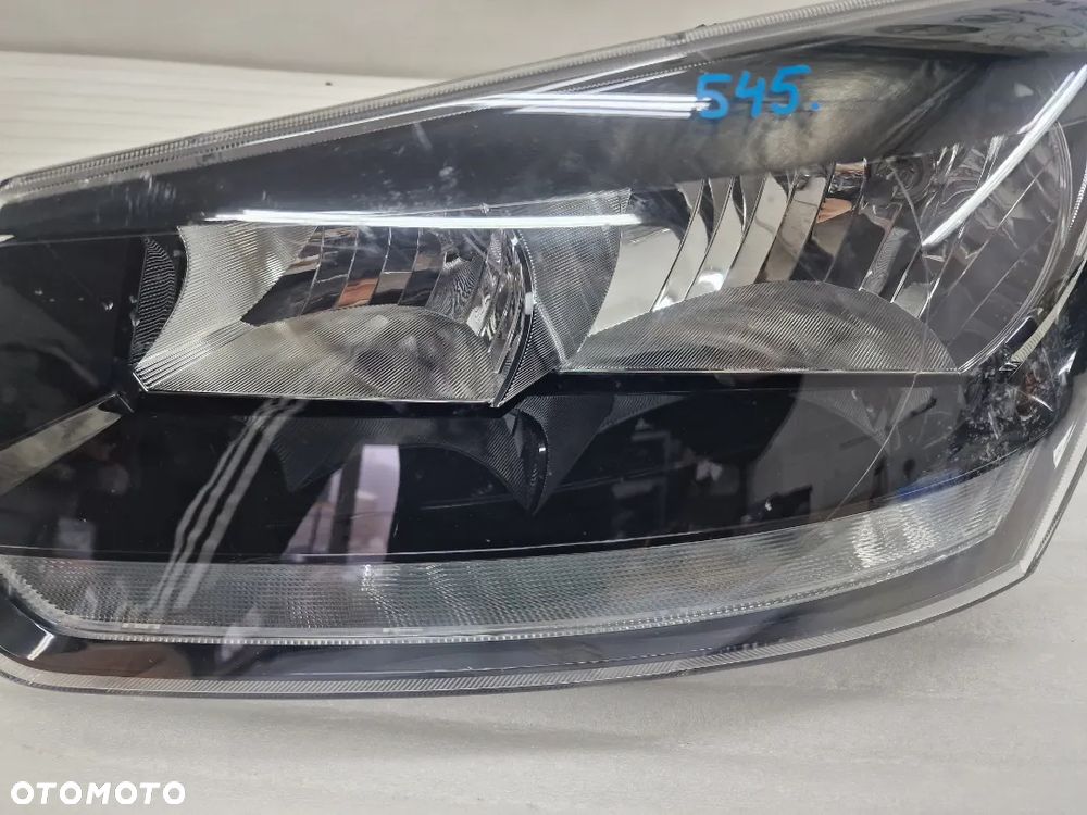 SKODA YETI LIFT LEWA 13- ZWYKŁA LAMPA PRZEDNIA PRZÓD , NR 5L1941015D , NR AUKCJI LL545 - 7