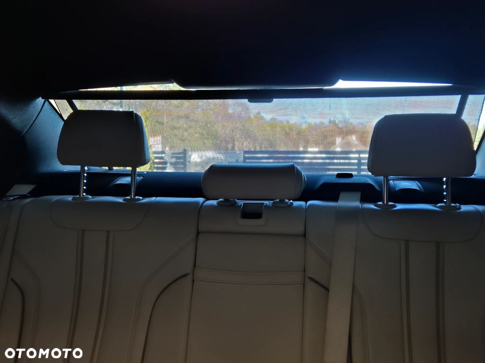 BMW Seria 5 530i xDrive M Sport sport - 27