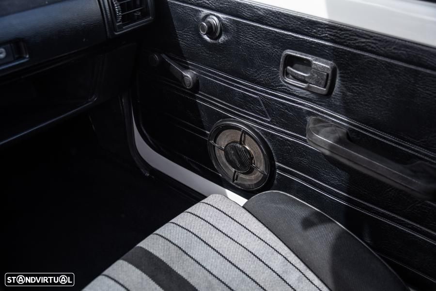 VW Golf - 42
