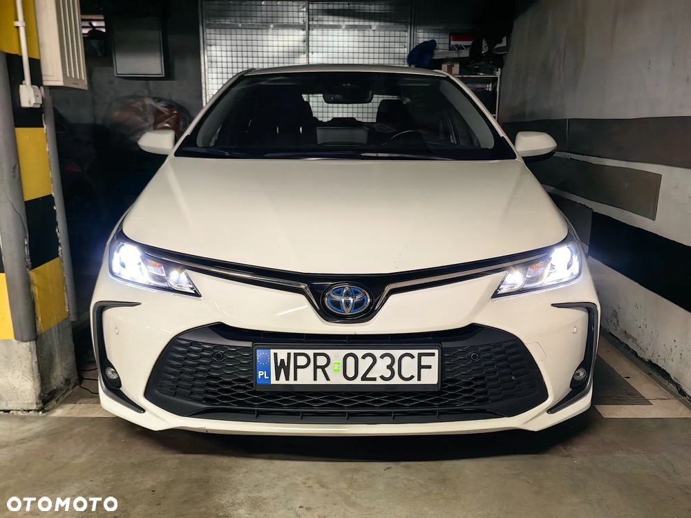 Toyota Corolla 1.8 Hybrid Comfort - 14