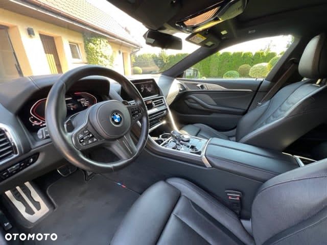 BMW Seria 8 - 15