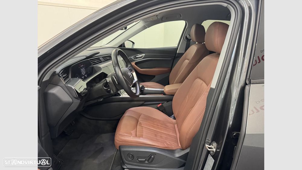 Audi e-tron S quattro - 17