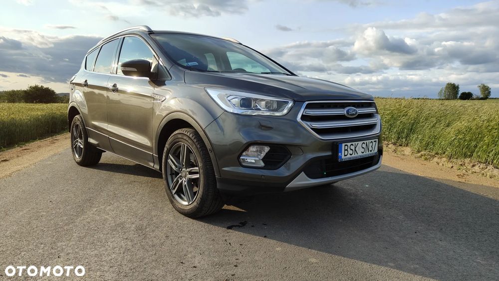 Ford Kuga - 10