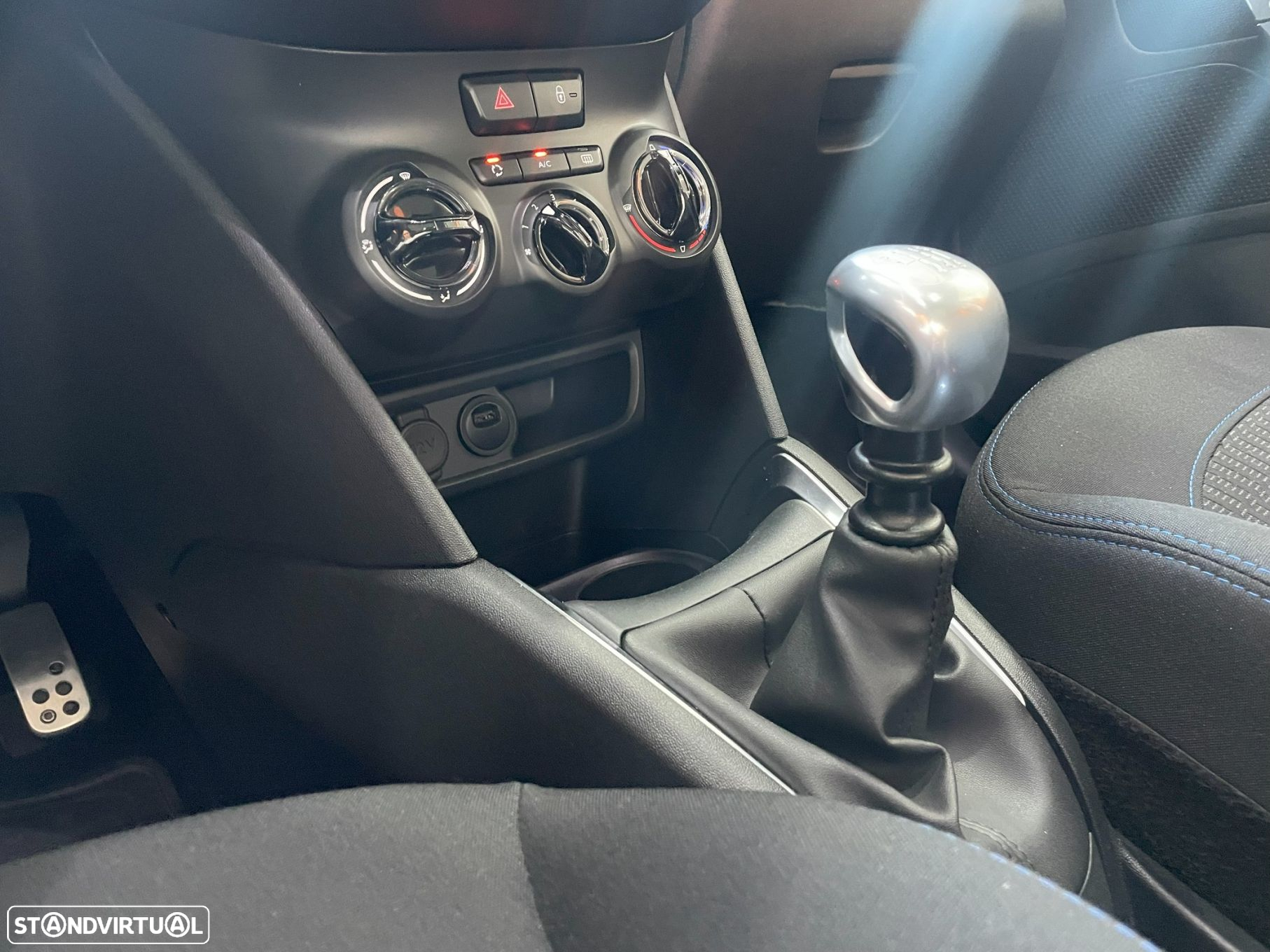 Peugeot 208 1.5 BlueHDi Signature - 22