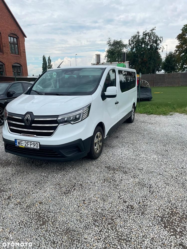 Renault Trafic 2.0 dCi EDC - 8