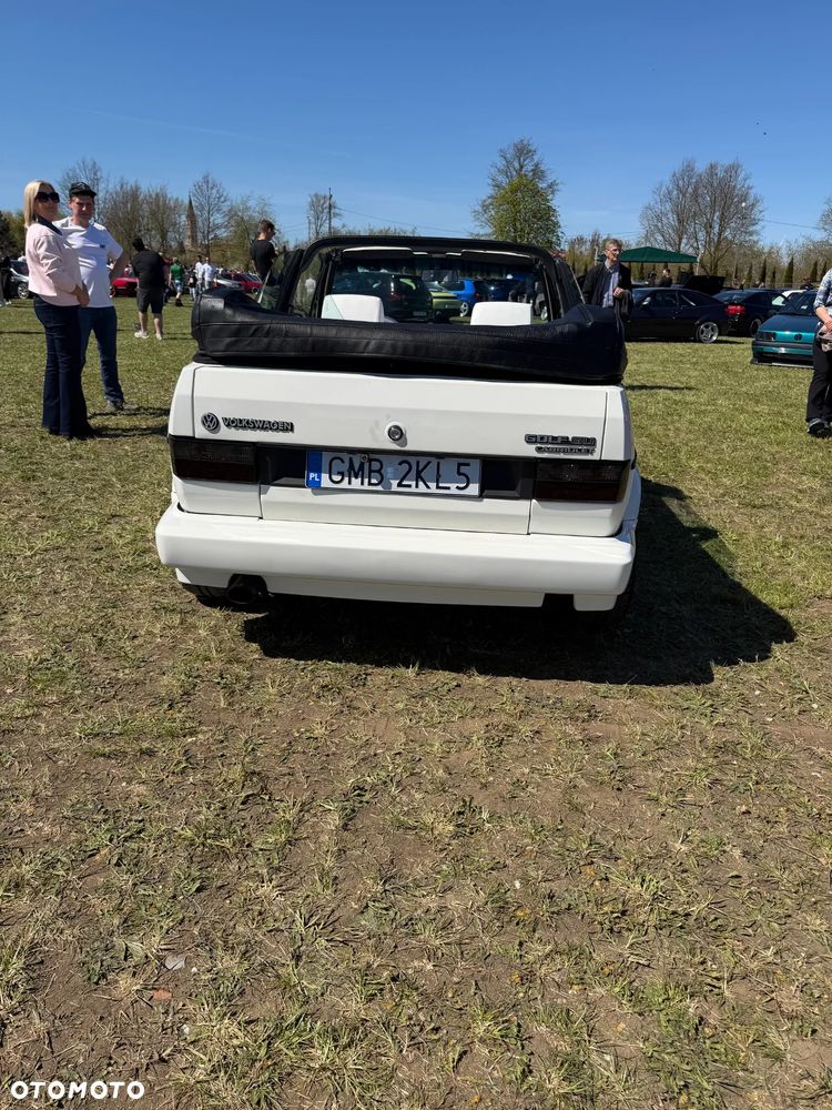 Volkswagen Golf - 12