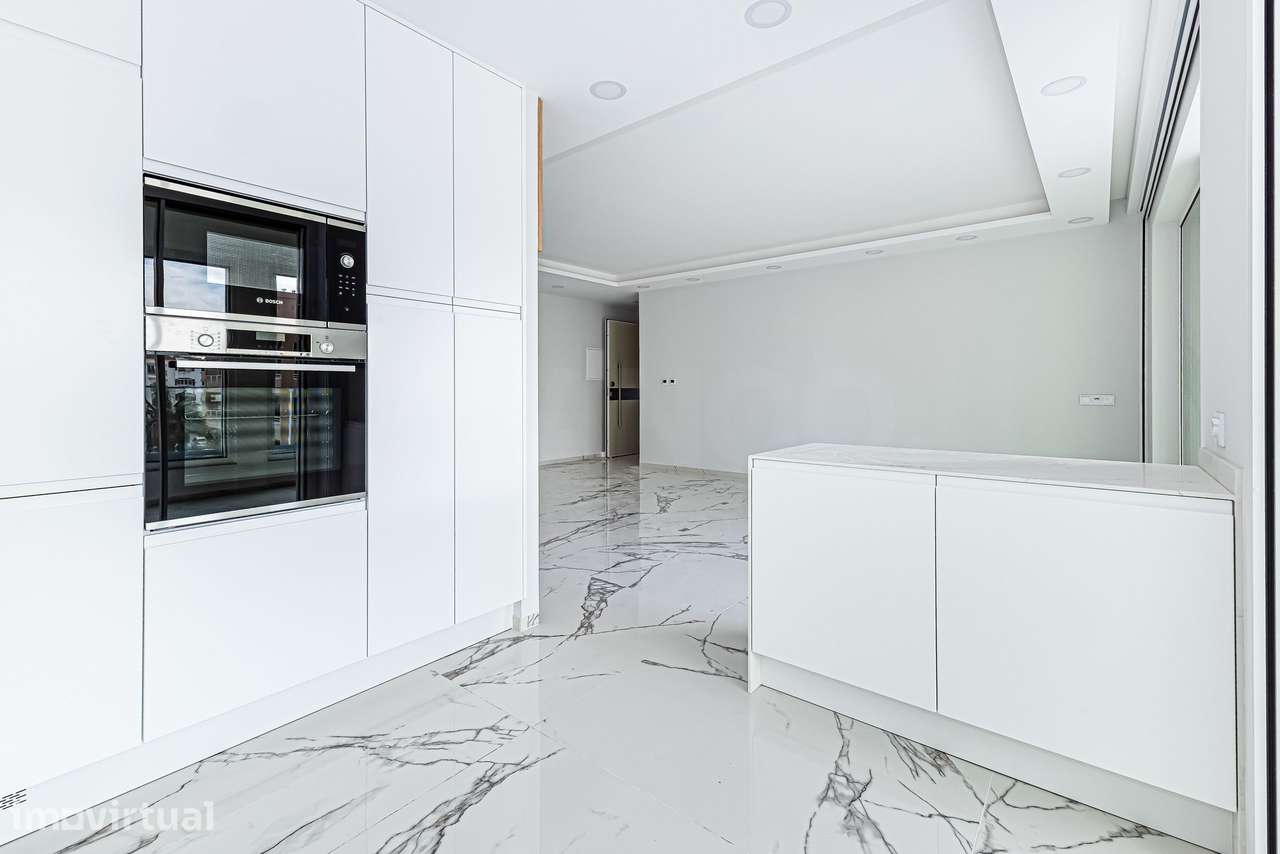 Apartamento T2 com Piscina | Lagos - Grande imagem: 4/21