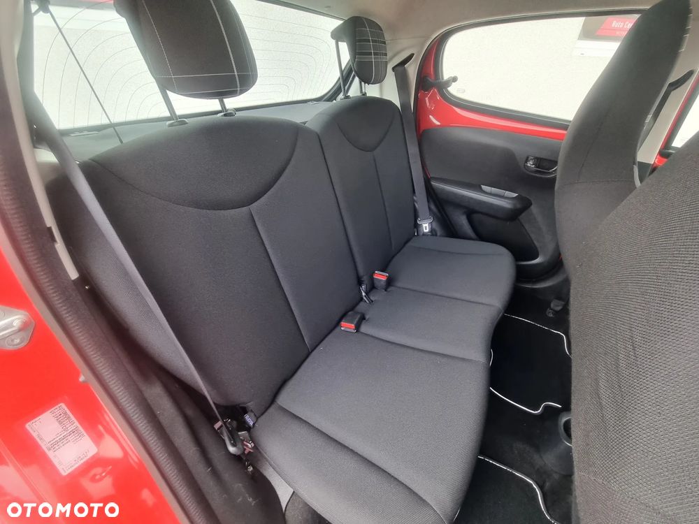 Peugeot 108 - 9