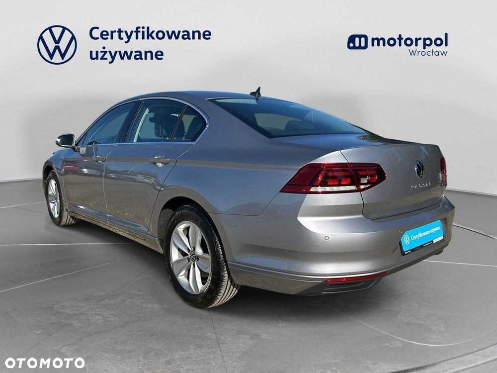 Volkswagen Passat 2.0 TDI Business DSG - 2