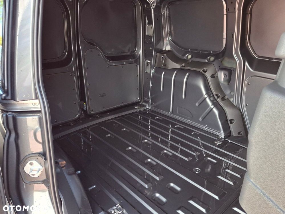 Volkswagen Caddy - 13