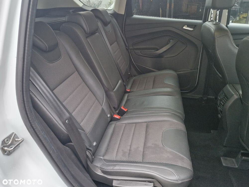 Ford Kuga 2.0 TDCi 4WD Titanium - 20