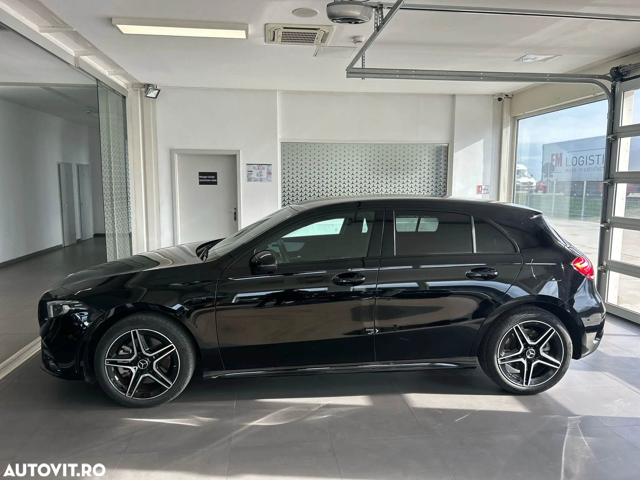 Mercedes-Benz A 250 e 8G-DCT AMG Line - 5