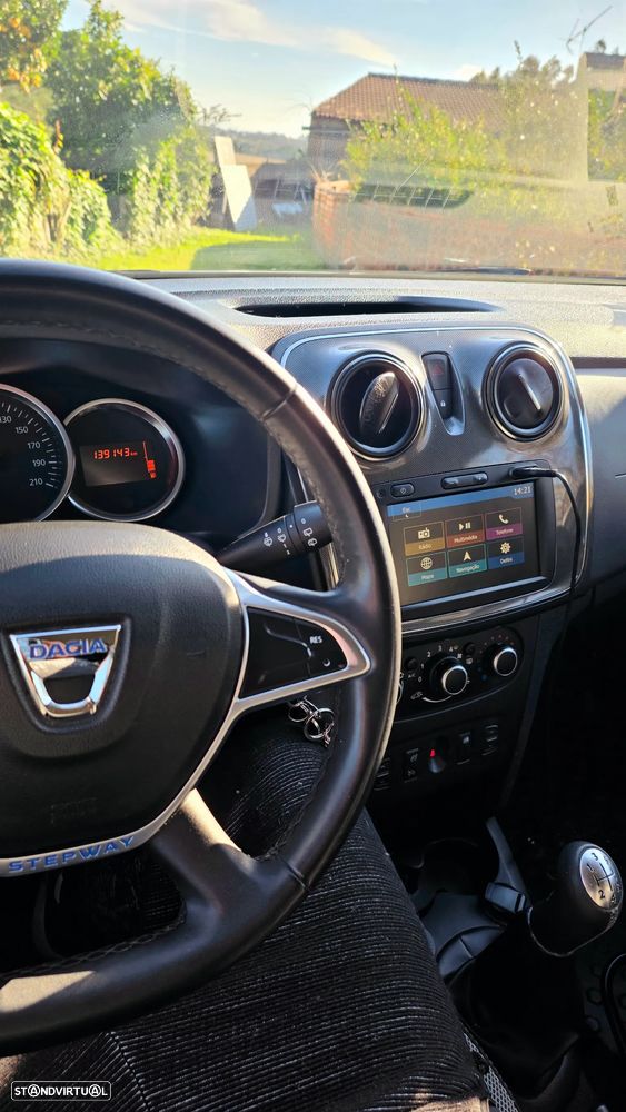 Dacia Logan MCV Blue dCi 95 Stepway - 7