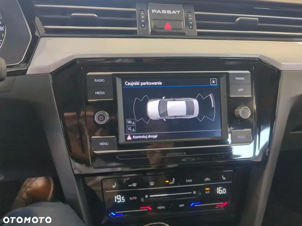 Volkswagen Passat 1.5 TSI EVO Business - 13
