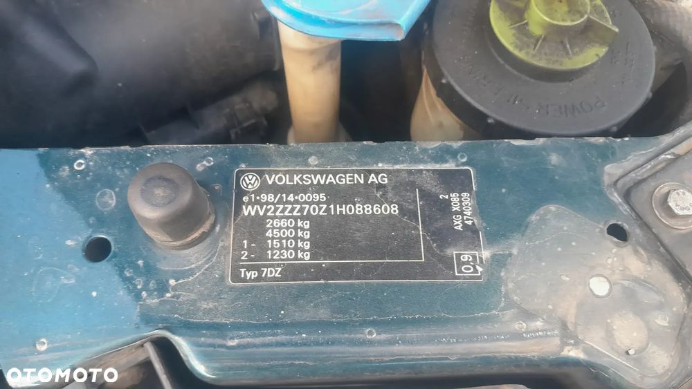 Volkswagen Multivan - 36