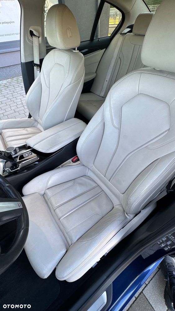 BMW Seria 5 520d xDrive Sport Line sport - 14