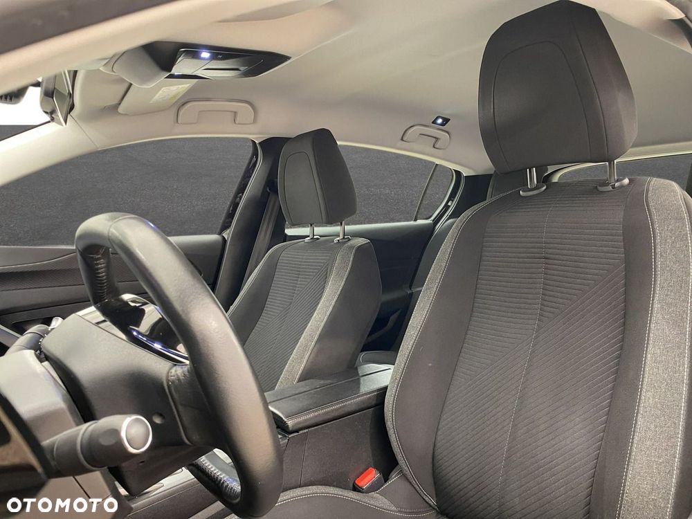 Peugeot 308 - 11