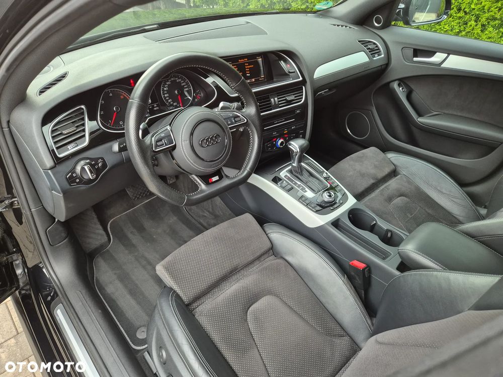 Audi A4 Avant 2.0 TDI DPF clean diesel multitronic S line Sportpaket - 13