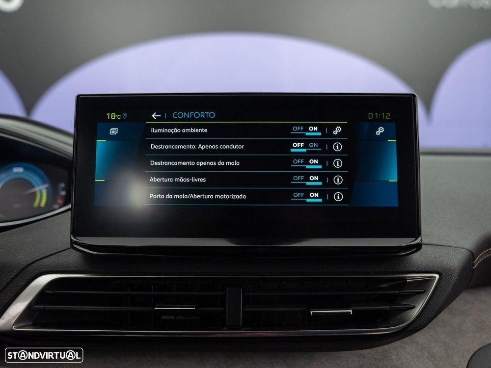 Peugeot 3008 1.6 Hybrid GT Pack e-EAT8 - 37