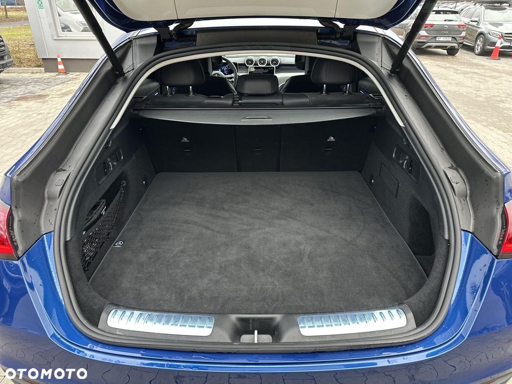 Mercedes-Benz GLC - 22