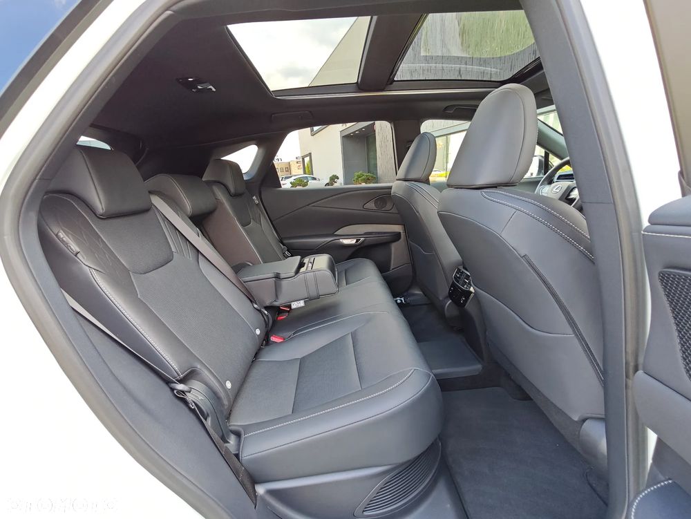 Lexus RX 450h+ F Sport Design - 16