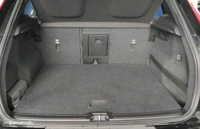 Volvo XC 40 2.0 D3 Momentum Plus Geartronic - 7