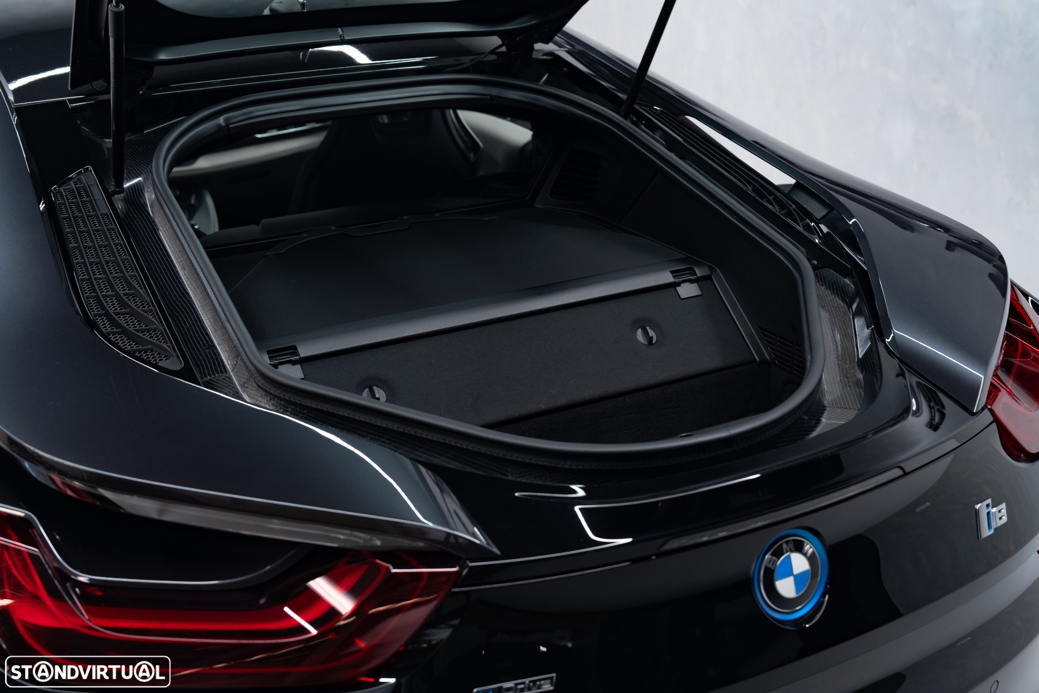 BMW i8 Standard - 11