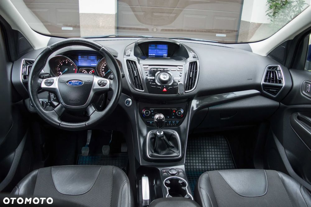 Ford Kuga 2.0 TDCi 2x4 Individual - 17