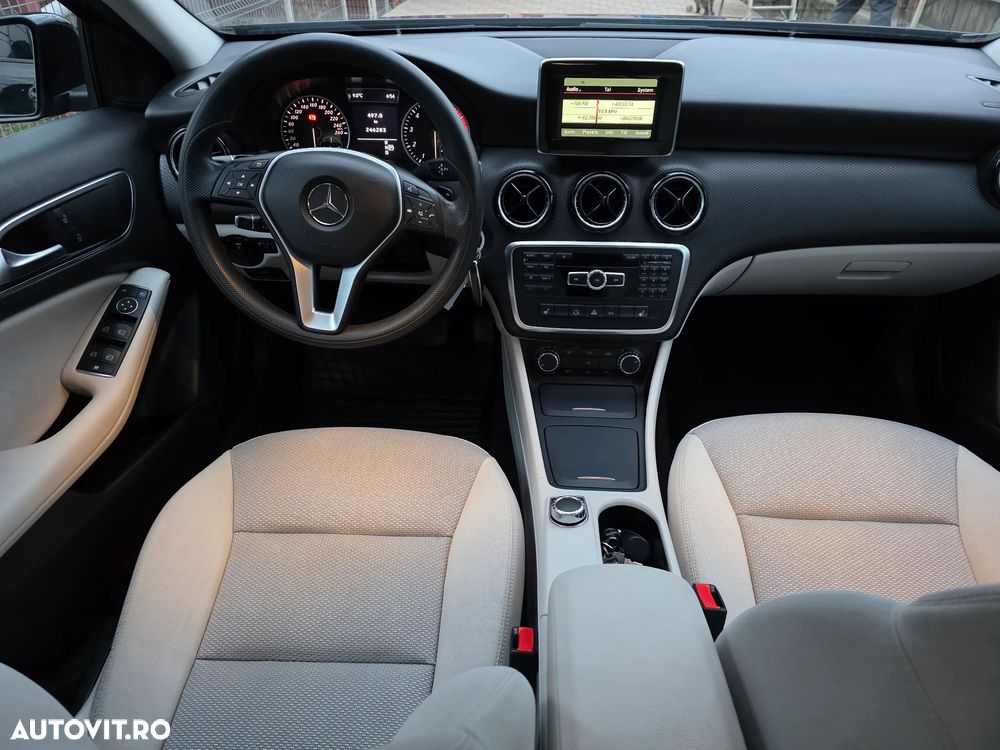 Mercedes-Benz A 180 7G-DCT StreetStyle - 14