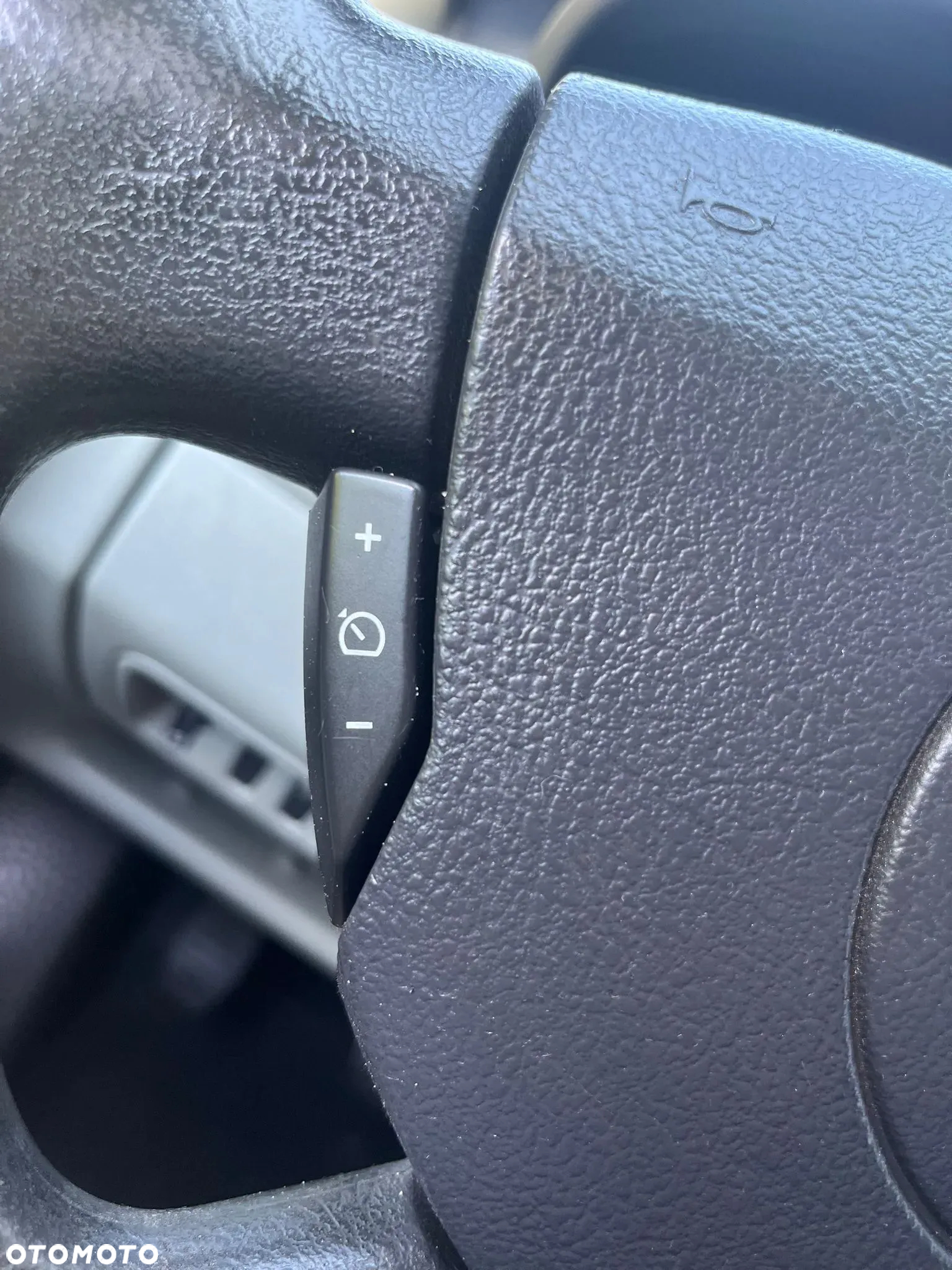 Opel Vivaro - 10