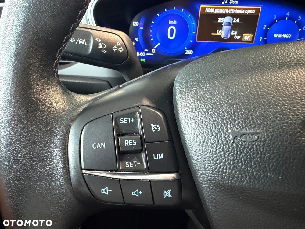 Ford Focus 1.0 EcoBoost Active - 25