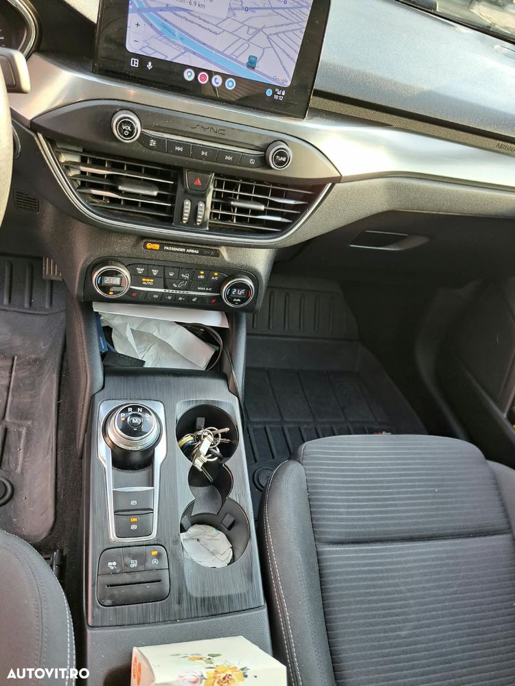 Ford Focus - 12