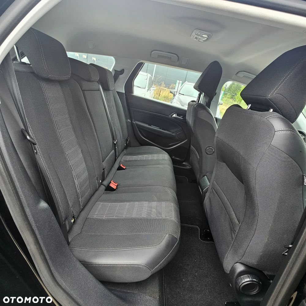 Peugeot 308 - 32