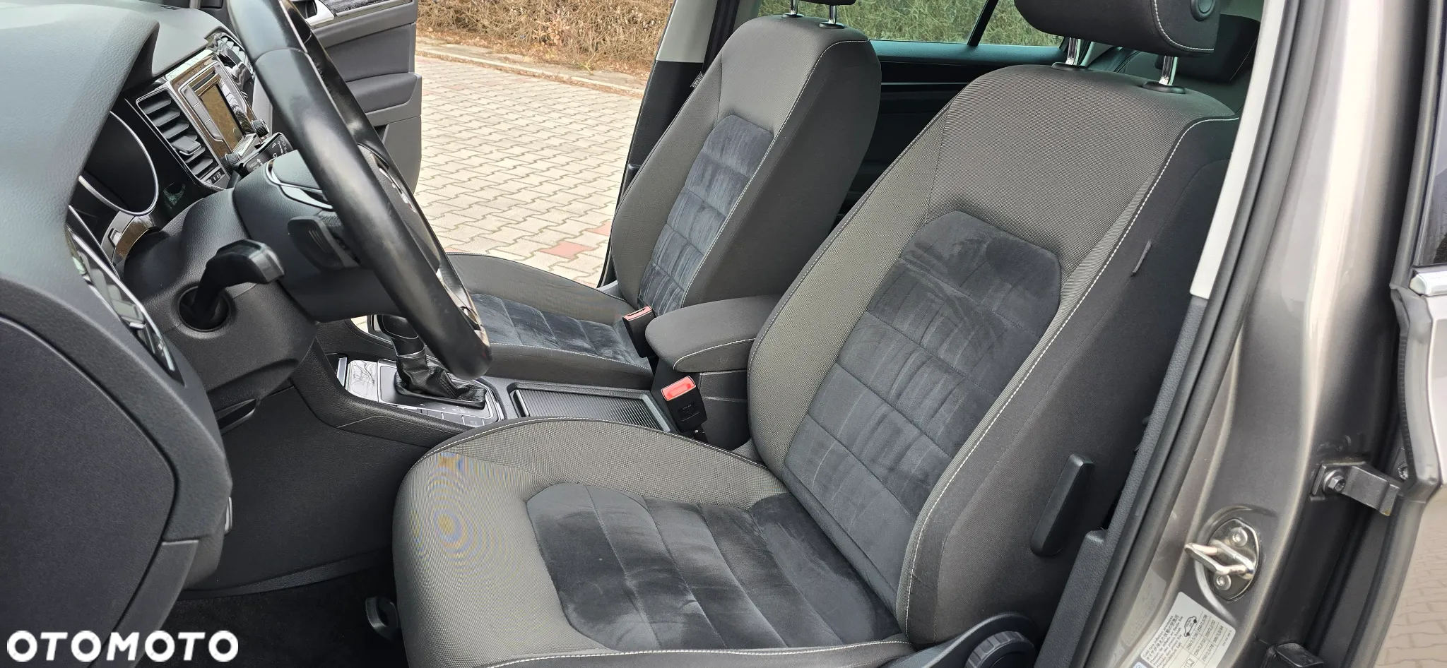 Volkswagen Golf VII 1.4 TSI BMT Highline DSG - 30