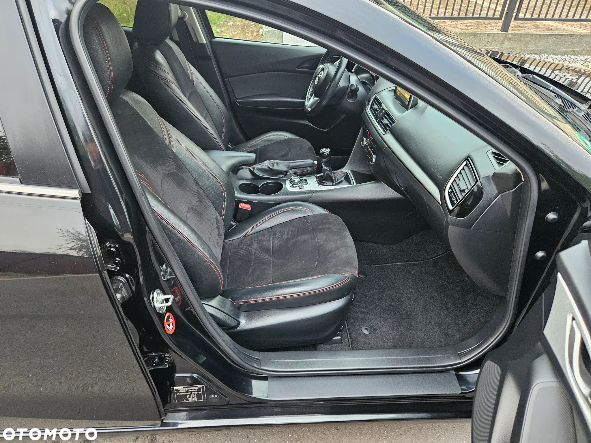 Mazda 3 SKYACTIV-G 120 Exclusive-Line - 15