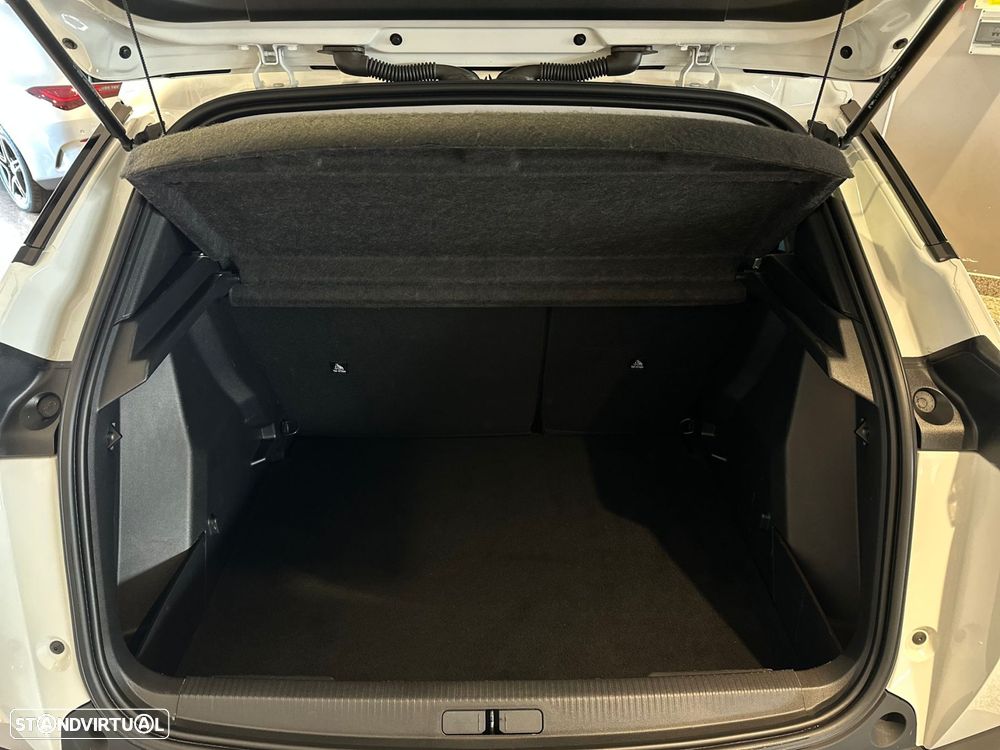 Peugeot 2008 1.5 BlueHDi Active - 26