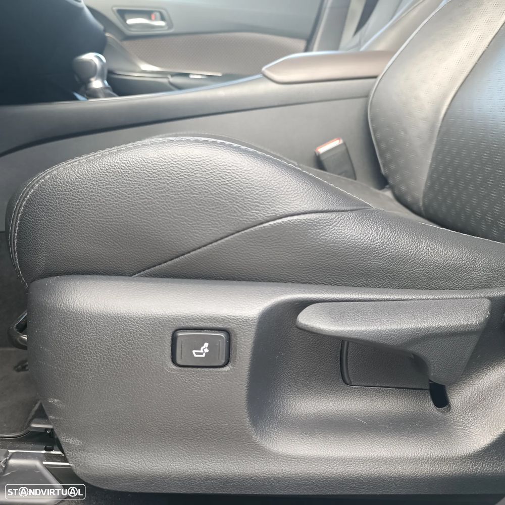 Toyota C-HR 1.8 Hybrid Exclusive+P.Luxury - 23