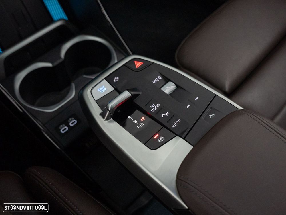 BMW iX1 xDrive30 Pack Desportivo M Pro - 36