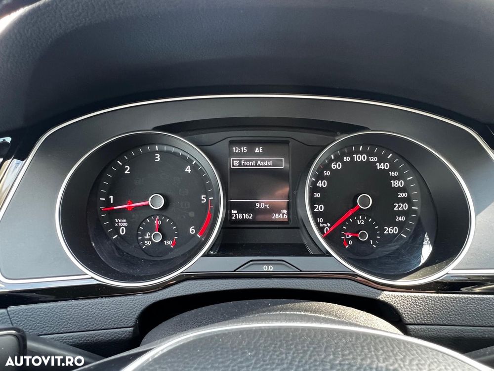 Volkswagen Passat 1.6 TDI (BlueMotion Technology) Comfortline - 25