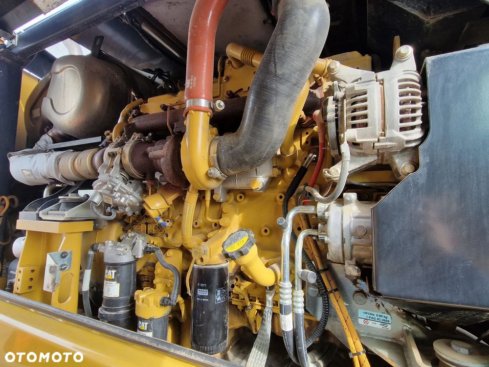 Caterpillar M318F - 13