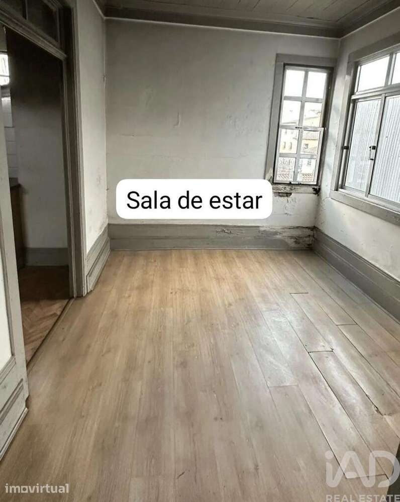 Prédio em Abraveses - Grande imagem: 4/9