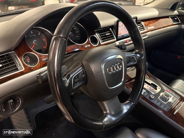 Audi A8 3.0 TDI V6 quattro Tiptronic - 34