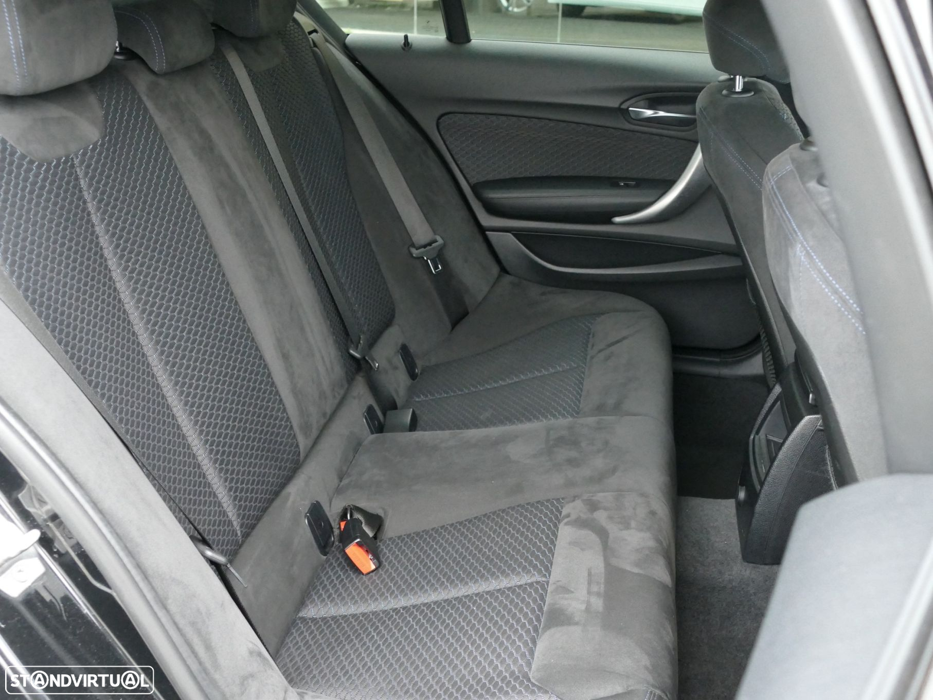 BMW 118 d Pack M Shadow Auto - 17