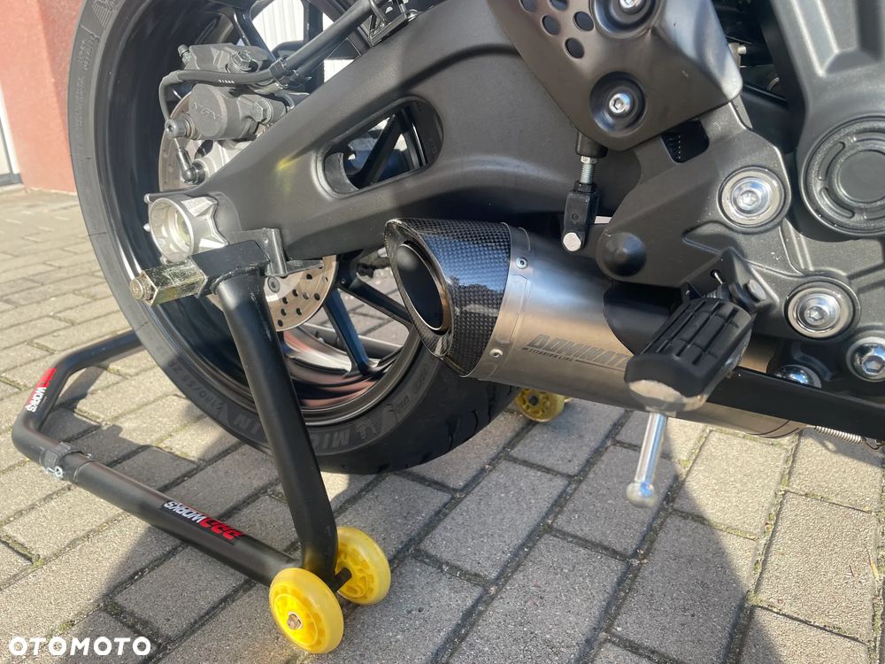 Yamaha MT - 5