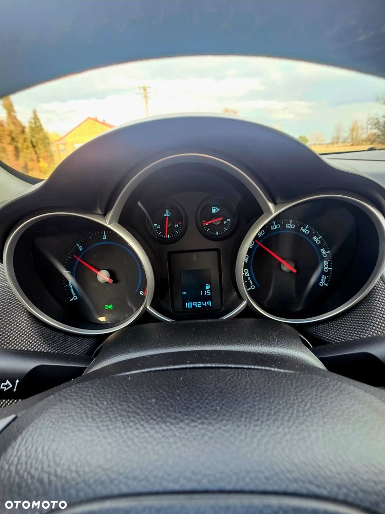 Chevrolet Cruze 2.0 VDCi LTZ - 19