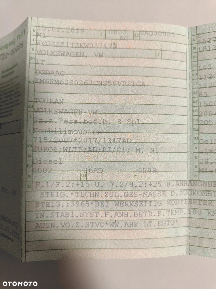 Volkswagen Touran 1.6 TDI SCR Join - 13