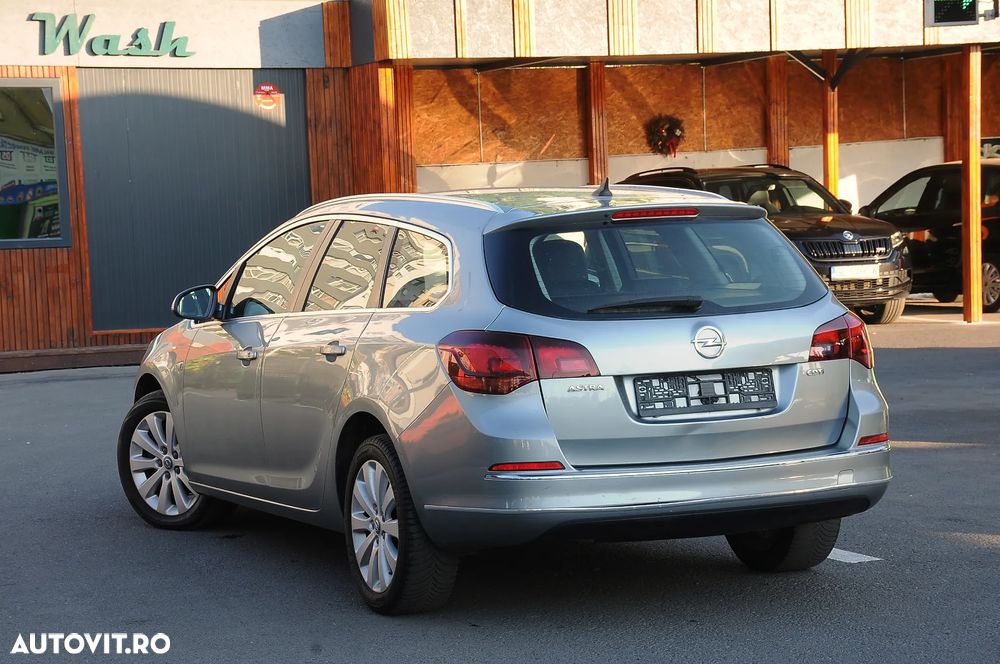 Opel Astra 1.6 CDTI DPF ecoFLEX TourerStart/Stop Edition - 4