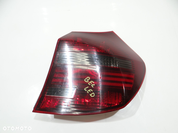 LAMPA PRAWA TYLNA BMW E87 7260052