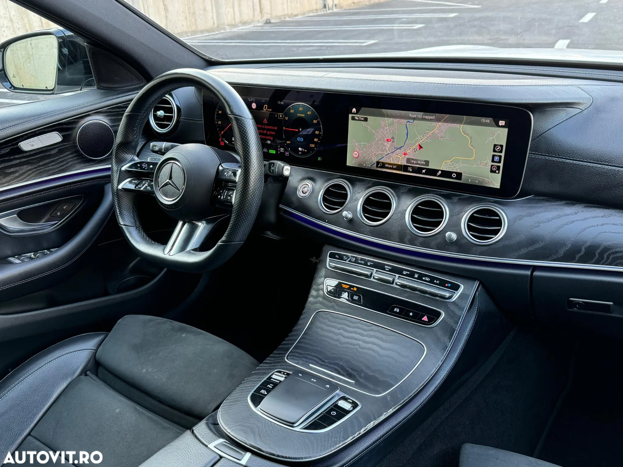 Mercedes-Benz E 300 de 9G-TRONIC AMG Line - 9