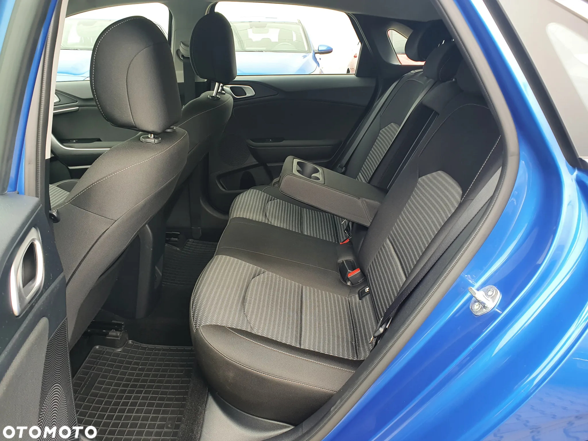 Kia Ceed 1.5 T-GDI M - 25